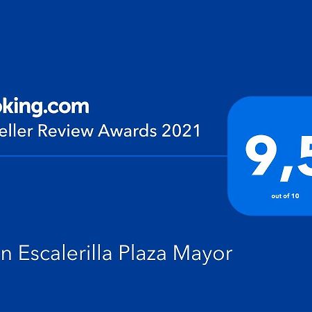 Leon Escalerilla Plaza Mayor Extérieur photo